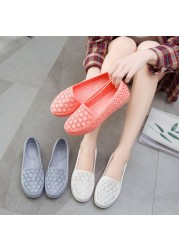 Summer waterproof hollow-out breathable low-cut sandals nursing shoes women's hole shoes mother shoes beach shoes white sandals