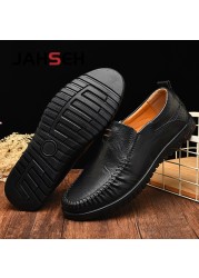 Brand Men Shoes Size 37~47 Soft Comfortable Driving Shoes Luxury Dress Shoes Genuine Leather Summer Walking Shoes Moccasins