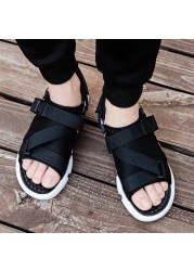 Summer New Sports Men's Sandals Man Slippers Buckle Strap Leisure Fashion Flats Slides Breathable Air Mesh Beach Shoes for Male