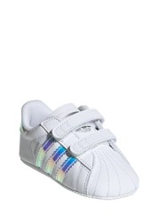 حذاء رياضي Superstar للأطفال من adidas Originals