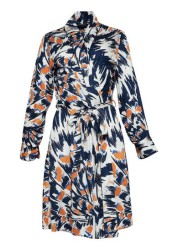 Fable and Eve Hampstead Navy Butterfly Print L/SLV Short Dressing Gown