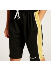 Nike Logo Detail Shorts with Pockets and Drawstring Closure