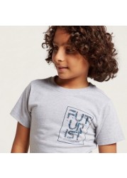 Juniors Graphic Print T-shirt with Short Sleeves