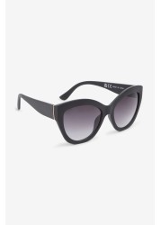 Chunky Cat Eye Sunglasses