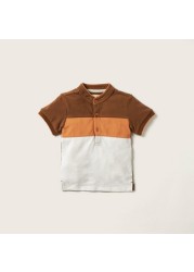 Juniors Colourblock T-shirt with Mandarin Collar and Shorts Set