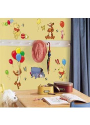 RoomMates Pooh & Friends Wall Decal (15.2 x 33.02 cm)