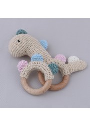 1pc or 2pcs/set BPA Free Crochet Dinosaur Baby Teether Rattle Safe Beech Wooden Teether Ring Newborn Mobile Sport Educational Toy