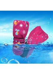 Kids Ski Gloves Long Sleeve Thick Windproof Water Resistant Non Slip Cartoon Deer Rabbit Winter Gloves