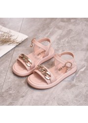 2022 Girl Sandals Summer Children's Sandals New Pupil Princess Girl Non-slip Soft Bottom Hollow White Beach Shoes