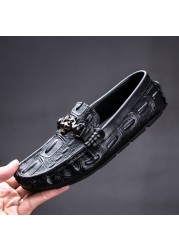 2021 shoes man 100% genuine leather man flat shoes loafers slip on flat shoes moccasins man driving shoes