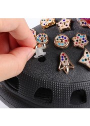 28pcs/lot Shoe Charms Designer Croc Charms Rhinestone Girl Gift Glow Clog Decaration Rainbow Metal Love Accessories Croc Jibz