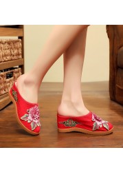 Rimocy embroidery wedge slippers women summer round toe flower platform sandals ladies 2022 outdoor thick bottom beach slippers