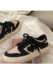 2022 Pink Patchwork Zapatillas Mujer Fashion Heart Spring Hot Sale Woman Vulcanizing Casual Shoes Outside Students Sneakers