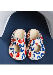 Summer Women Slippers Designer Hot Sale Casual Shoes Flip Flops Beach Sandals Outdoor Home Bathroom EVA Unisex Couples Men Women