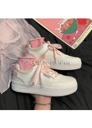 QWEEK Women's Sneakers Kawaii Fashion Platform Sneakers Harajuku Casual Vulcanized White Flats Running Dropshipping