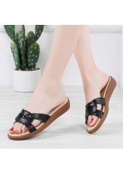 New Summer 2022 Women's Sandals Flat Slippers Slip-On Women Sandals Leather Women Slippers Women Slippers Big Size 41 Slippers