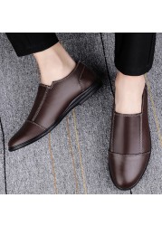 Summer outdoor soft men shoes leather loafers slip on comfortable driving shoes moccasins casual driving shoes