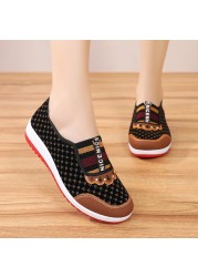 Spring and autumn new women's canvas shoes soft bottom non-slip middle-aged and elderly leisure cloth shoes slip-on flat mom shoes