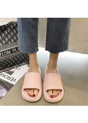 Cute cartoon female slippers summer 2022 new girl heart home non-slip deodorant couple thick bottom sandals outer wear women