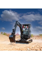 Factory direct CE EPA mini excavator 2.5 ton 2500kg hydraulic full set of accessories, one year warranty mini excavator