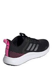 حذاء رياضي أسود Fluidstreet من adidas