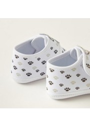 Disney All-Over Snoopy Print Baby Shoes