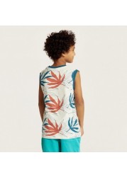 Juniors Printed Sleeveless T-shirt with Crew Neckline