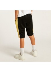 Nike Logo Detail Shorts with Pockets and Drawstring Closure