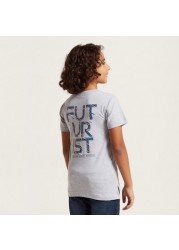 Juniors Graphic Print T-shirt with Short Sleeves