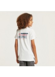 Juniors Graphic Print T-shirt with Short Sleeves