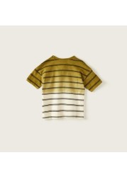 Juniors Striped T-shirt with Short Sleeves