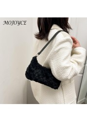 Vintage Shoulder Bag Women Plush Faux Fur Warm Diamond Lattice Underarm Clutch Bag Purse Handbag for Shopping Travel