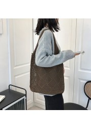 2022 hollow woven women shoulder bags designer knitted braid bags large capacity tote summer beach bag purses shopper sac