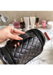 Women Bags 2021 Fashion Plaid Trendy Handbags Cosmetic Bag Girls Beauty Makeup Box Storage Big Pouch Designer Black Wash Bag