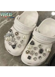 1 مجموعة اليدوية croبها بنفسك Crocs Charms بلينغ JIBZ إبزيم حجر الراين اكسسوارات سلسلة معدنية تسد حديقة حذاء الديكور الفتيات 지지