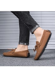 Men Loafers Suede Leather Moccasins Classic Casual Shoes Slip On Walking Shoes Comfortable Non-slip Driving Shoes Men's Shoe