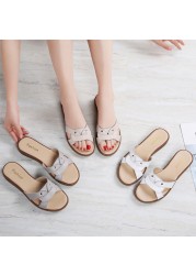 New Summer 2022 Women's Sandals Flat Slippers Slip-On Women Sandals Leather Women Slippers Women Slippers Big Size 41 Slippers