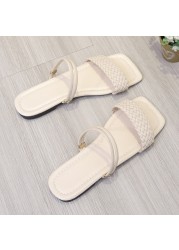 Women Casual Flat Sandals Summer Fashion Open Toe Women Sandy Beach Slippers Comfortable Open Ankle Design Slippers Female Slippers