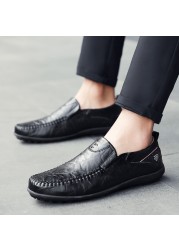 Italian Men Casual Shoes Summer Genuine Leather Men Loafers Moccasins Slip-on Men Flats Breathable Male Driving Shoes BTMOTTZ