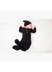 Anvi Baby Solid Knotted Sleepsuit and Beanie Set