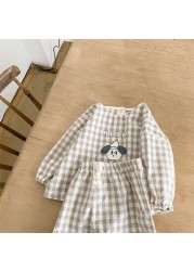 2022 New Baby Cotton Linen Clothes Set Plaid Cartoon Casual Tops Pants 2pcs Baby Set Cute Boy Girls Comfortable Infant Outfits