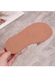 2022 Girl Sandals Summer Children's Sandals New Pupil Princess Girl Non-slip Soft Bottom Hollow White Beach Shoes