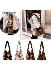 Vintage Women Soft Warm Plush Handbag Cute Girls Autumn Winter Fluffy All-Match Phone Buckets Bag for Women