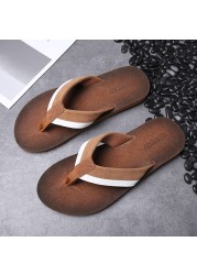 Summer High Quality Slippers Men Toe Hot Sale Toe Sandals Thick Soled Men Slippers Flip Flops Platform Shoes Indoor Beach Plush PU 802