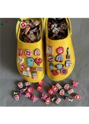 Free Shipping 25-50pcs Croc Trinket Package Designer Cartoon Food Animal PVC Clogs Wristbands Shoes Decoration Party Favors Wholesale