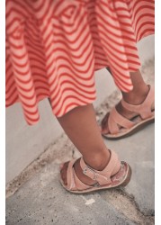 Little Luxe™ Sandals Standard Fit (F)