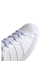 حذاء رياضي Superstar من adidas Originals